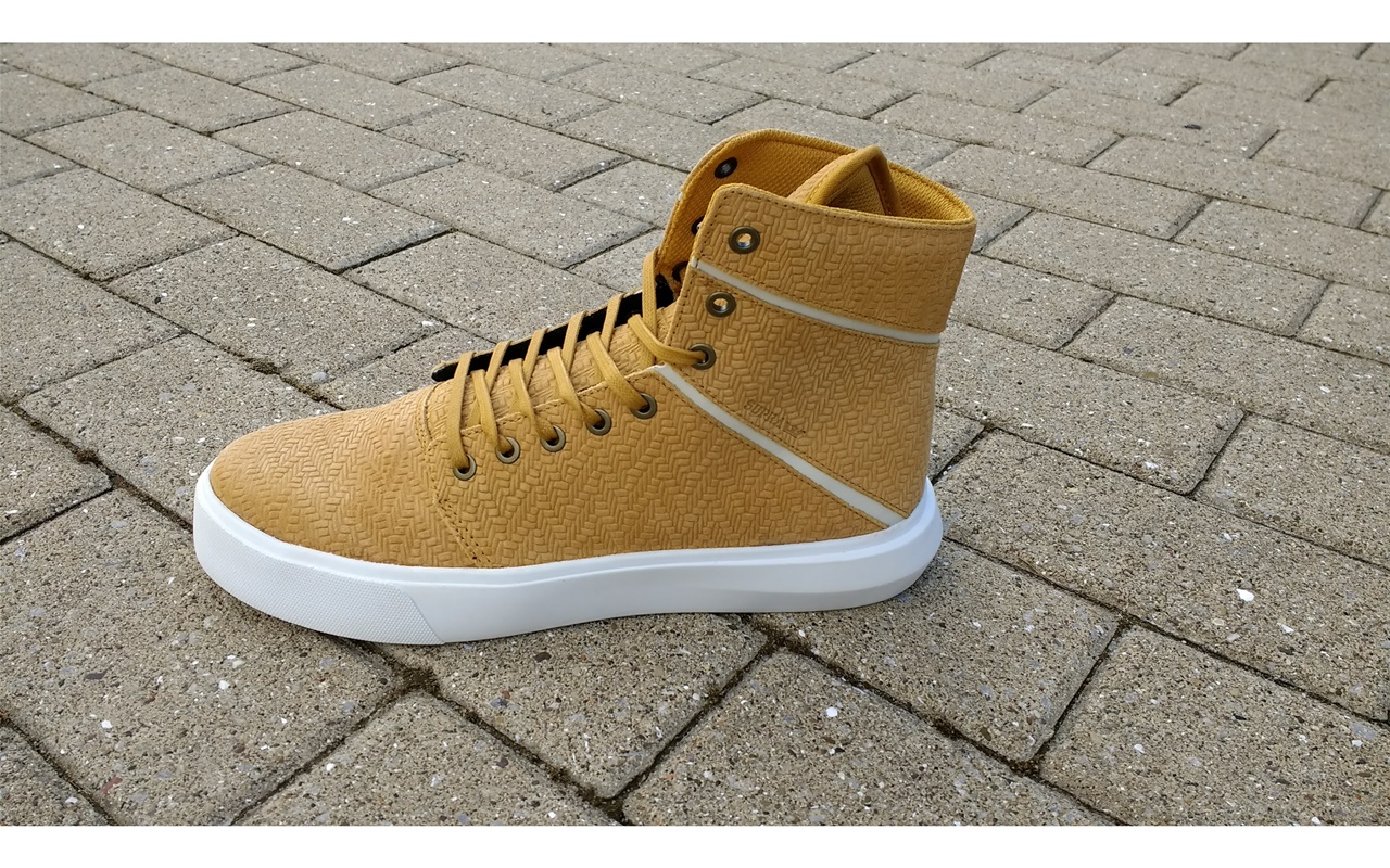 Supra Camino Amber Gold